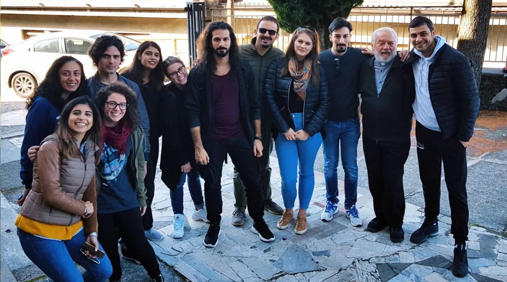Sulle-piattaforme-digitali-il-film-L-incontro--nel-cast-forte-la-presenza-della-SRC