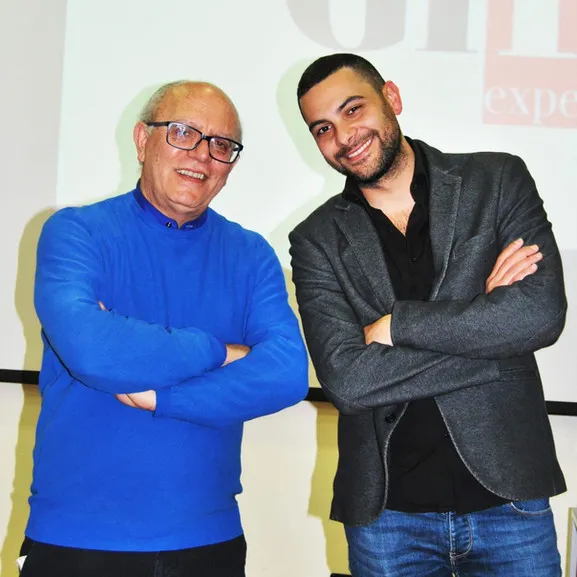 f8d423_d9f81fb4f6544e7c888b12fe5b1fcc03_mv2